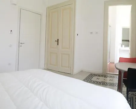 Alojamento de Acomodação e Pequeno-almoço Angioy 18 Cagliari